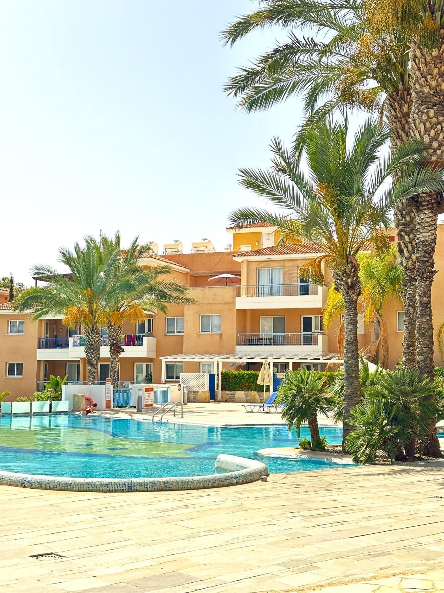 H&O Golden Sun Suite Paphos Exteriér fotografie